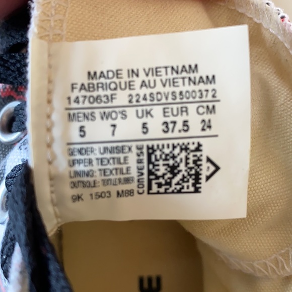 Converse Stars & Stripes High Tops - Picture 5 of 5